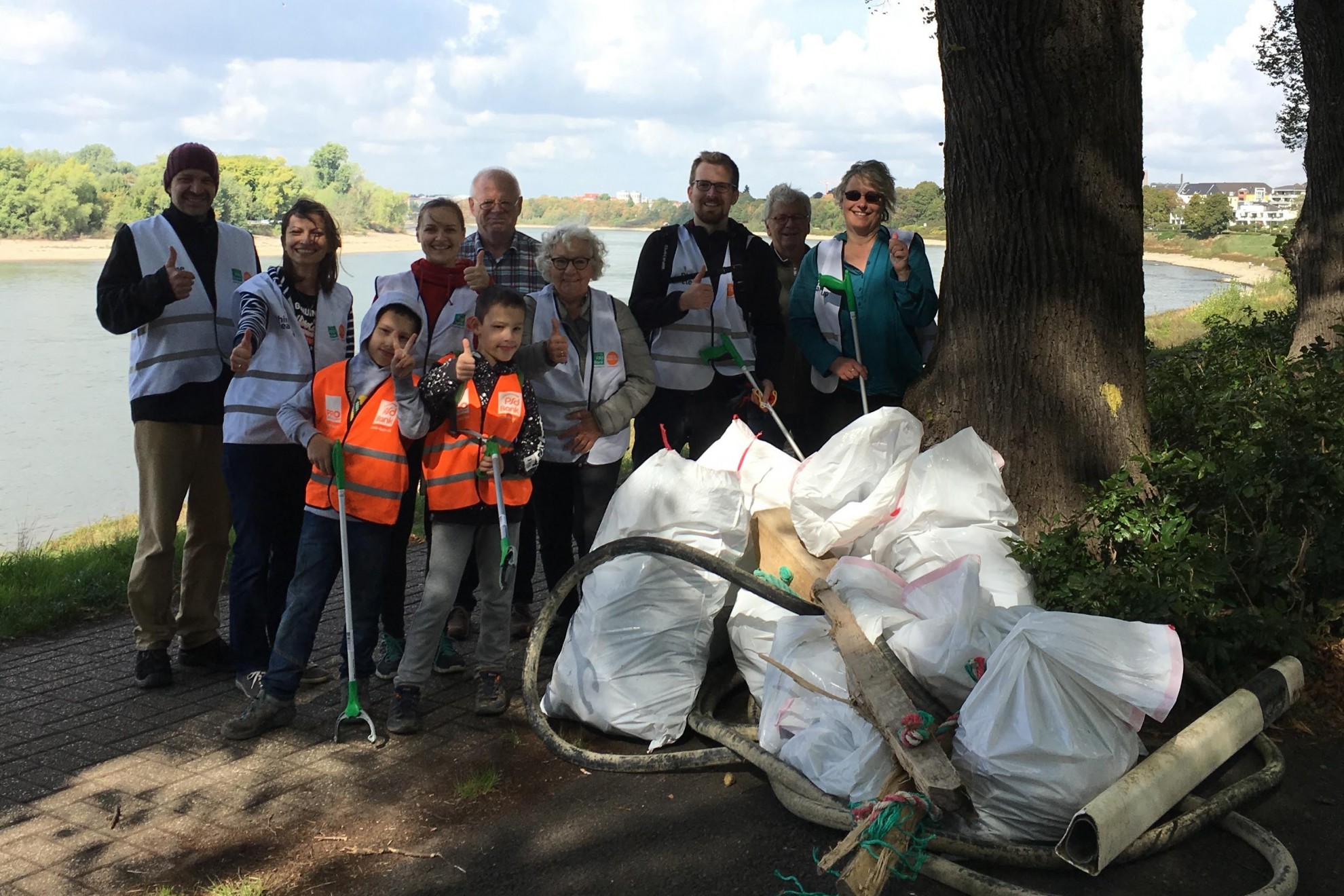 RhineCleanUp der SPD im Düsseldorfer Süden